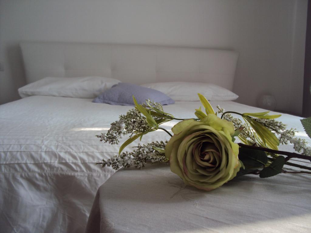 B&B Rosa Del Garda Lazise Cameră foto