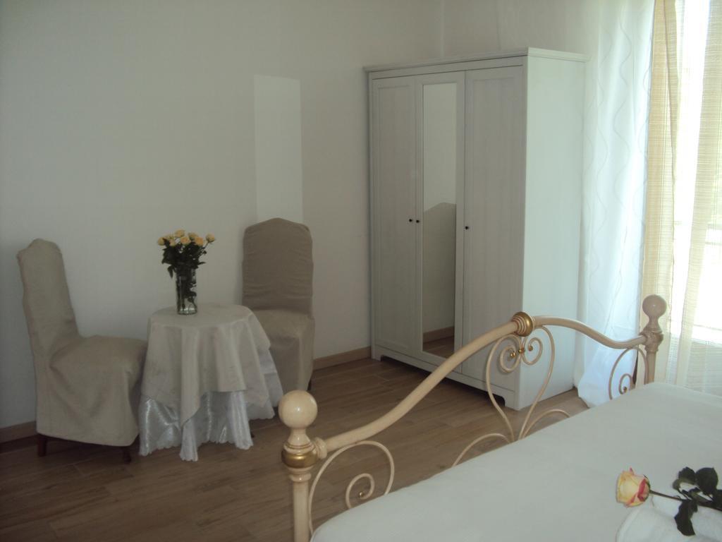 B&B Rosa Del Garda Lazise Cameră foto